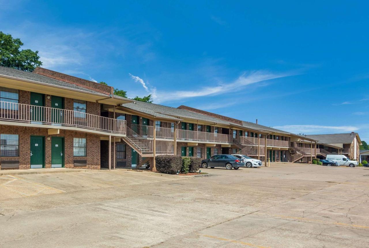 Quality Inn Magnolia Exterior photo